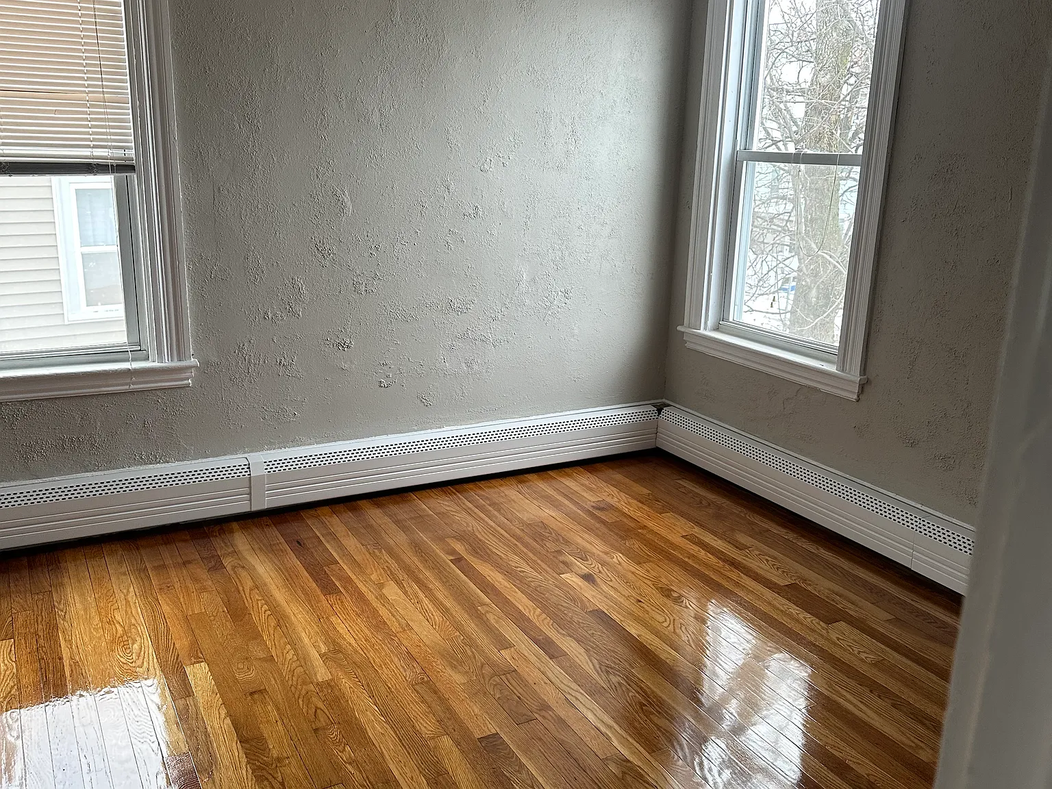 2 bed, 1300 sqft, $2,700 — Photo 4