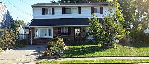 2nd image of 826 Jennetty Ct