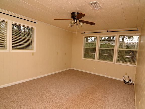 4th image of 10741 Lindsey Ln
