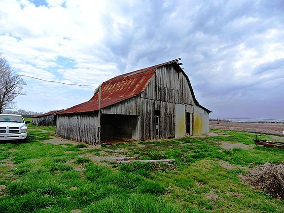 3rd image of 16598 County Road 495