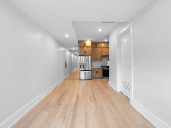 124 Glenwood Avenue image 28 of 42