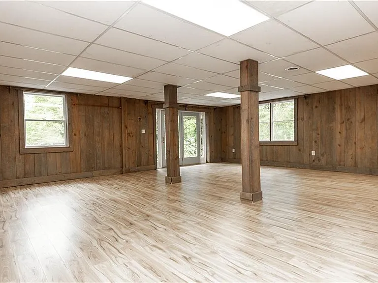 1365 Timberland Dr SE — Photo 36