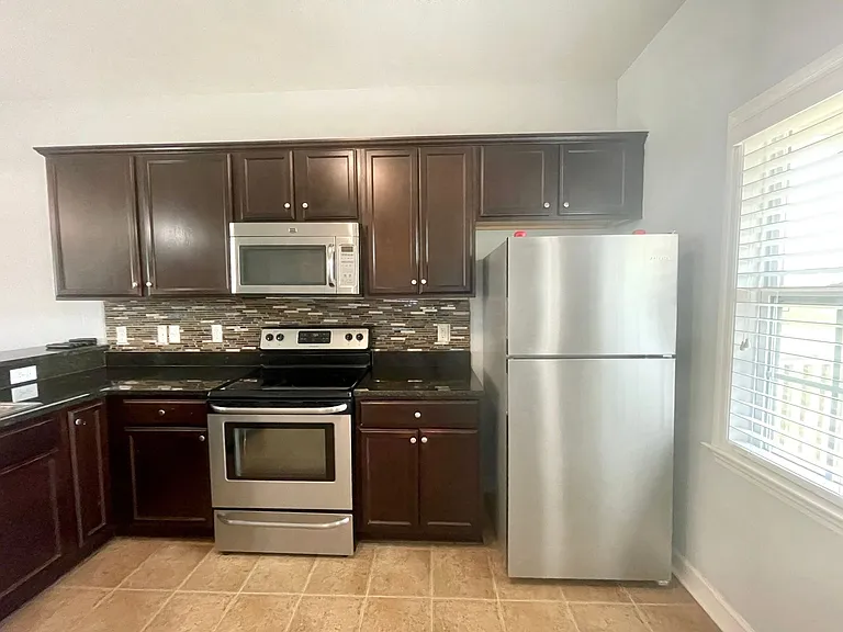 313 Burley Dr #1 — Photo 4