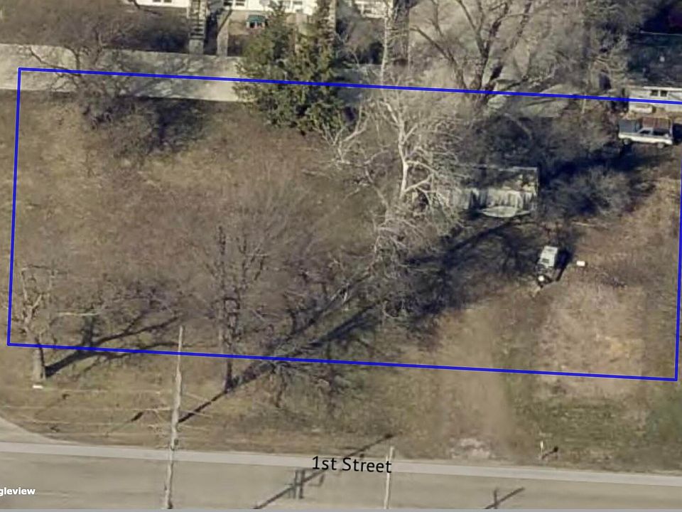 2nd image of 104 Larson Ave