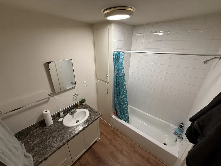 Bathroom with full shower/tub combo