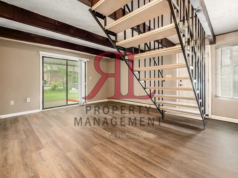 4923 Myers Rd — Photo 10