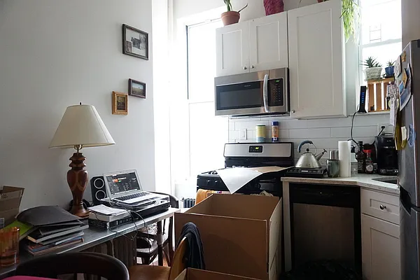 Rented by Evergreen Realty & Investments | media 12