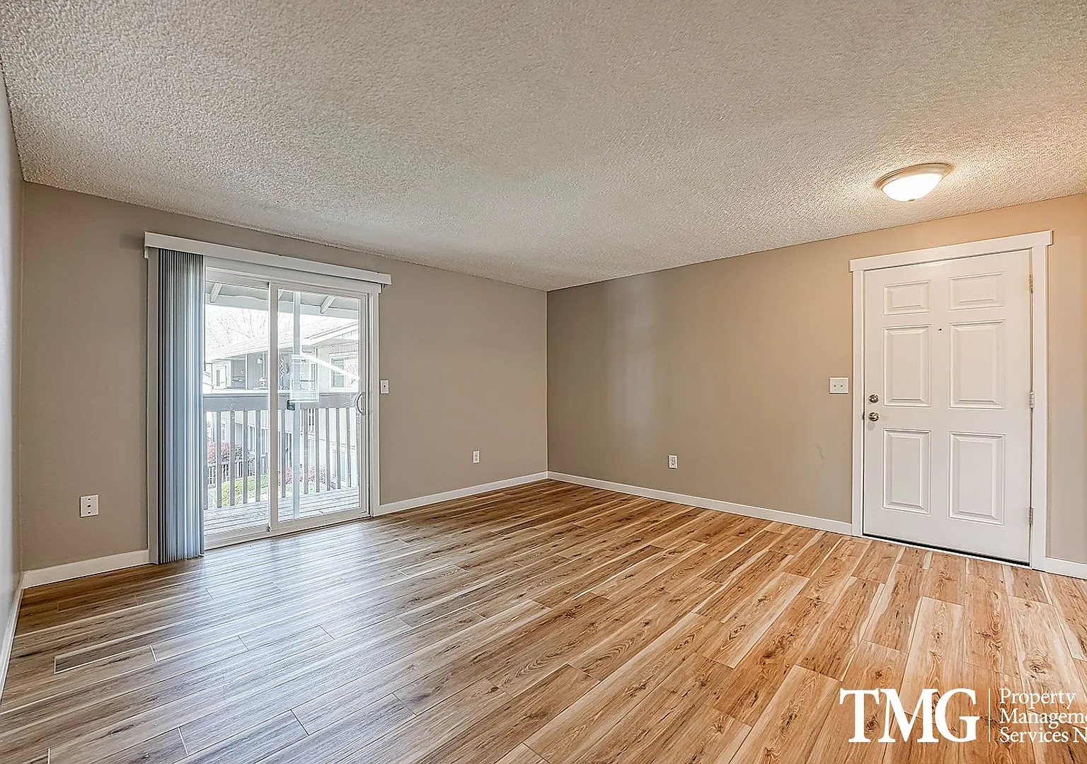 2 BD Unit with Covered Deck — Photo 2