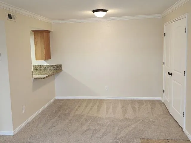 Building Photo - 5740 S 900 E #4