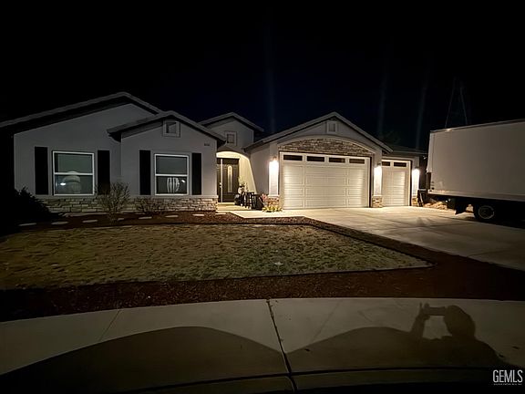 2nd image of 6106 Boden Pl