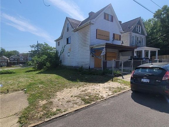 2nd image of 1507 Mifflin St