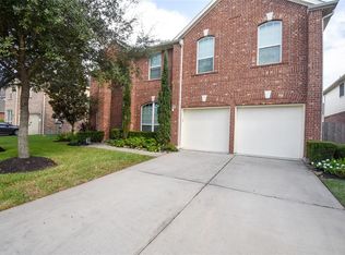 2411 Ridgebrook Ln, Pearland, TX 77584