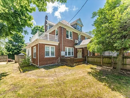 266 Rockaway Tpke Photo 1