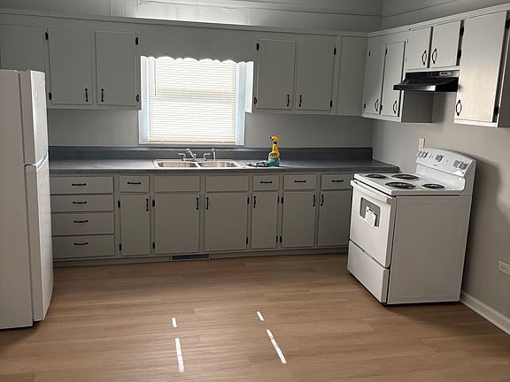 3rd image of 202 Cheatham St