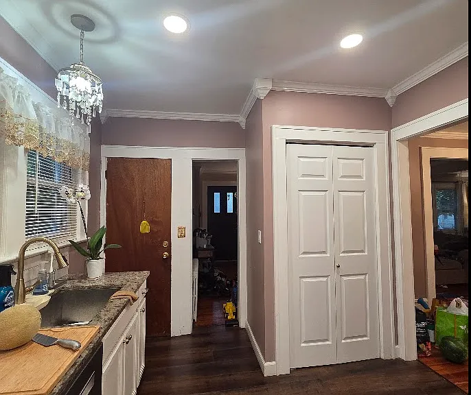 101 Warwick St — Photo 8