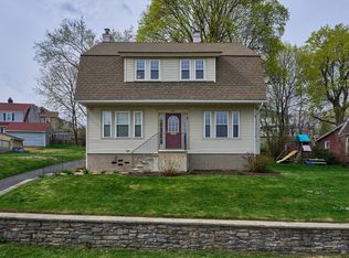 3 Whitten St, Worcester, MA 01605