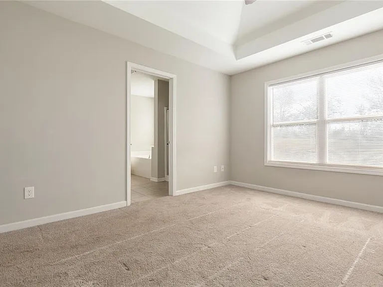 82 Gray Field Ct — Photo 19