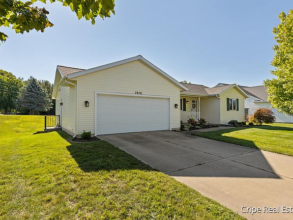 2nd image of 7878 Jonagold Dr SE