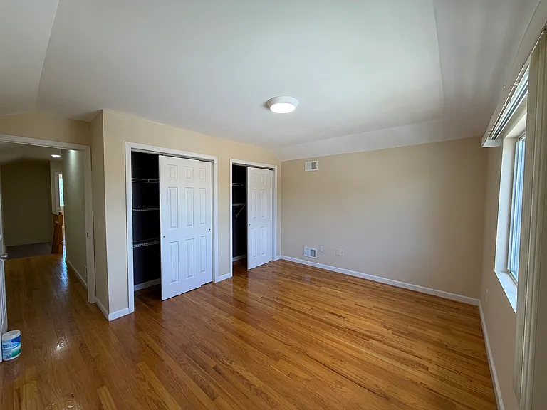 341 Hunter Ave — Photo 14