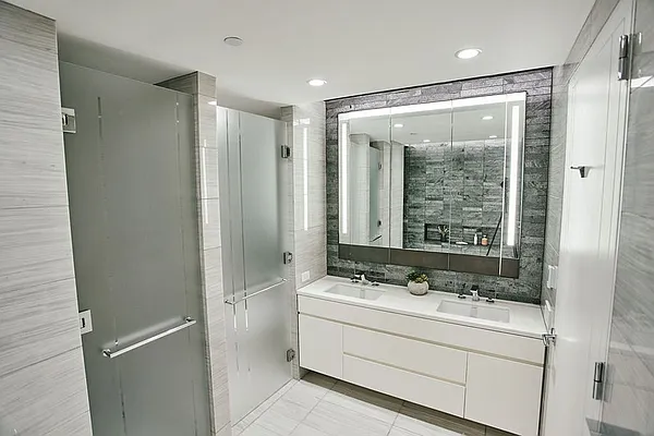 Rented by Dynamik Realty | media 29