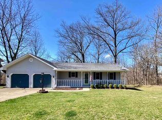 9350 W Lake Camelot Dr, Mapleton, IL 61547