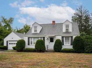 55 River Rd, Agawam, MA 01001