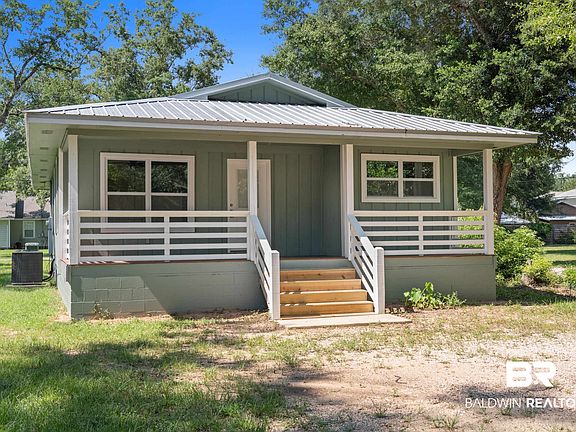 2nd image of 208 Verbena Ave