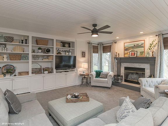 4th image of 4319 Oakwood Ln