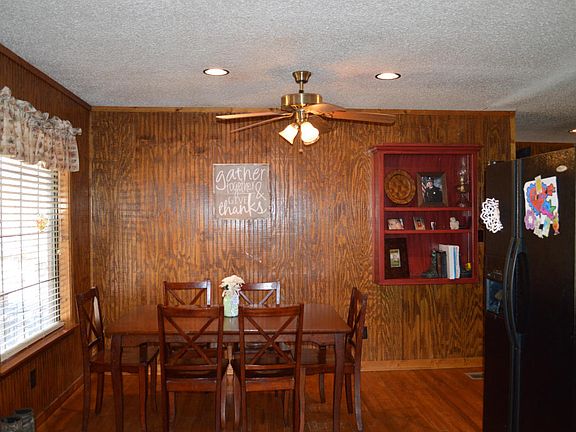 3rd image of 1031 Lake Arrowhead Dr