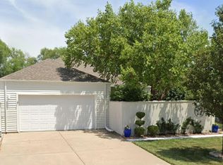 806 N Woodridge St, Wichita, KS 67206