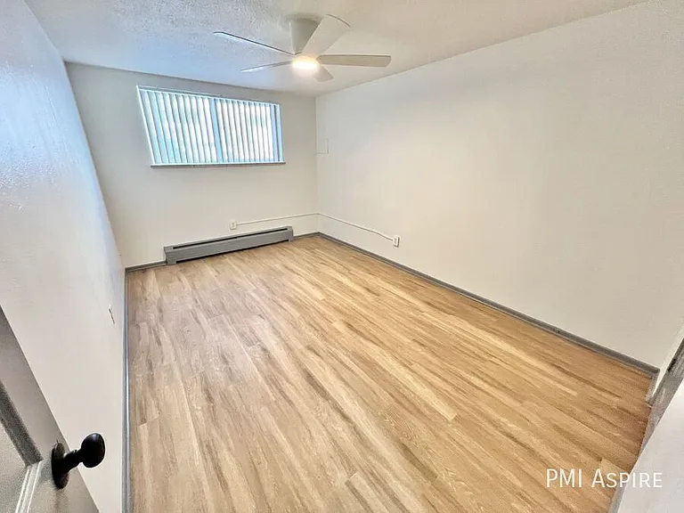 1540 N Raleigh St #103 — Photo 13