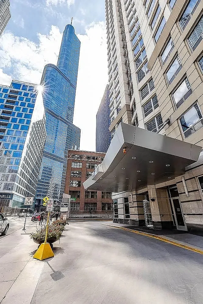 1 bed, 900 sqft, $2,495 — Photo 1
