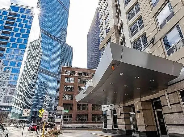 440 N Wabash Ave, Chicago, IL