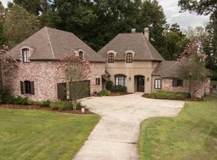 13190 Twin Oaks Dr, Geismar, LA 70734