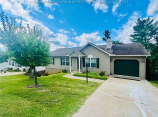 1818 Rosewood Rd, Charleston, WV 25314