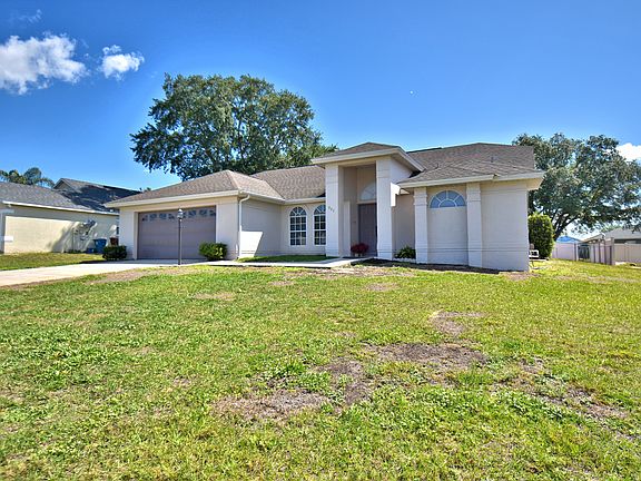 2nd image of 805 Hunt Dr