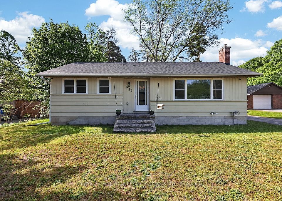 1st image of 211 McCrea Dr