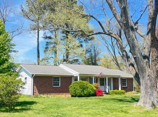 2203 Hambrooks Blvd, Cambridge, MD