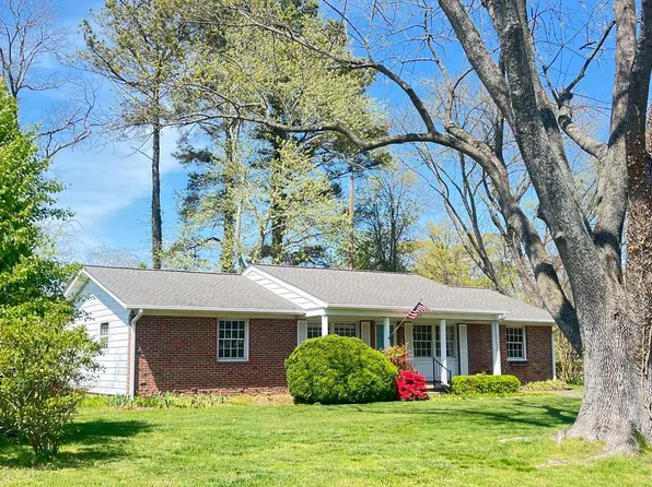 2203 Hambrooks Blvd, Cambridge, MD 21613