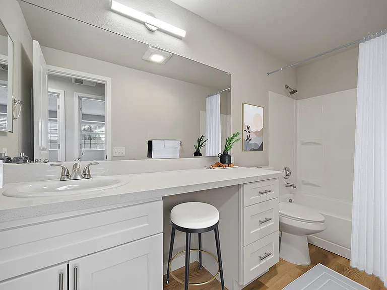 crown pointe bathroom