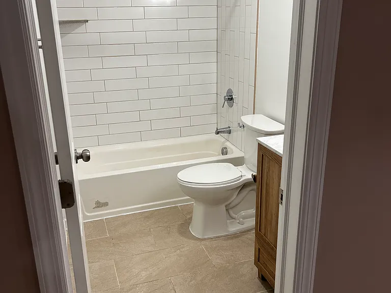 61 N 5th St #B — Photo 16