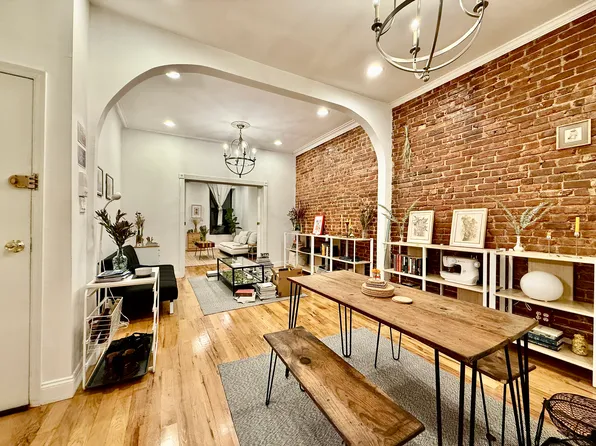 483 7th Avenue image 1 of 7