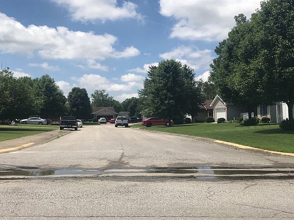 4th image of 616 N Jackson Park Dr