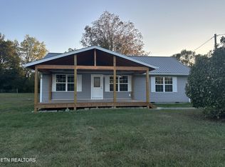 640 Bethel Rd, Clinton, TN 37716