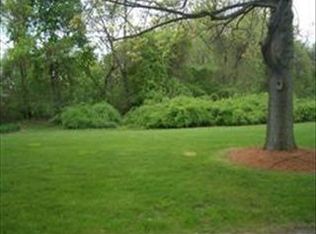 10 Kingston St, North Andover, MA 01845