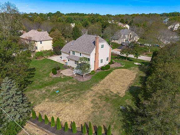 5th image of 10900 Buckingham Pl