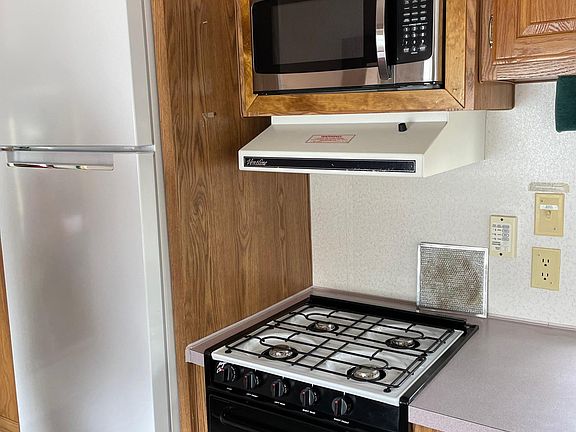 4th image of 330 N Saguaro Dr #20