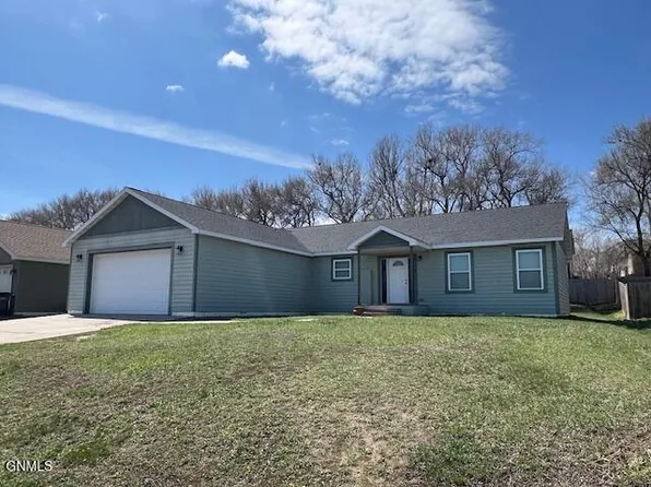 1417 E Pheasant Ridge Dr, Watford City, ND 58854