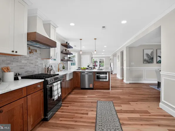 214 State St, Cherry Hill, NJ 08002