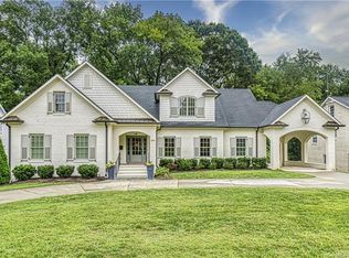 2711 Rothwood Dr, Charlotte, NC 28211